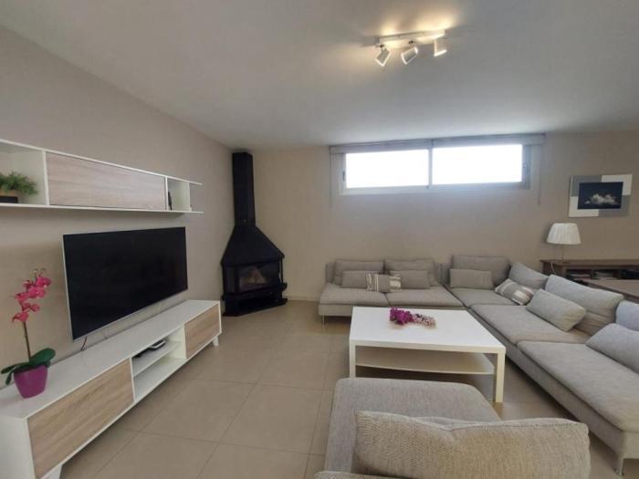 Сasa de vacaciones Moderna Casa Con Piscina Privada