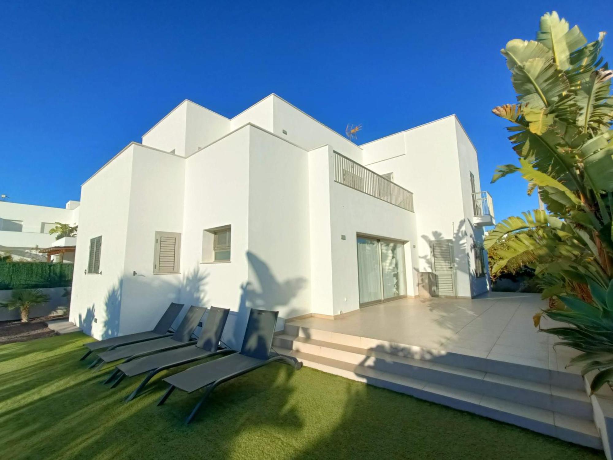 Moderna Casa Con Piscina Privada * Santa Eulalia del Río